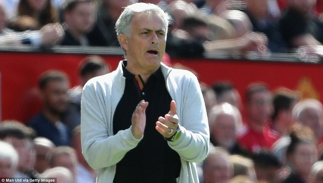 Demi kiến tạo, Michael Carrick khiến ngày chia tay Man United ngập tràn tiếc nuối Demi kiến tạo, Michael Carrick khiến ngày chia tay Man United ngập tràn tiếc nuối